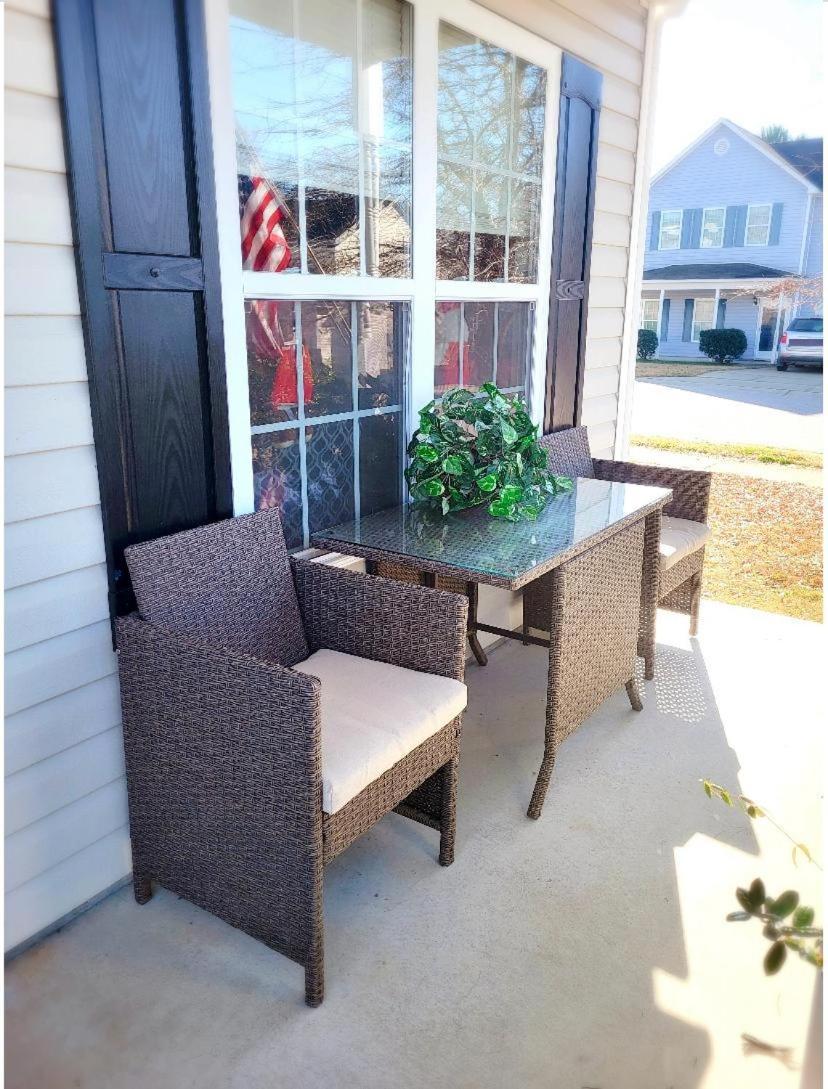 Private Room & Bathroom Close To Downtown Raleigh Esterno foto
