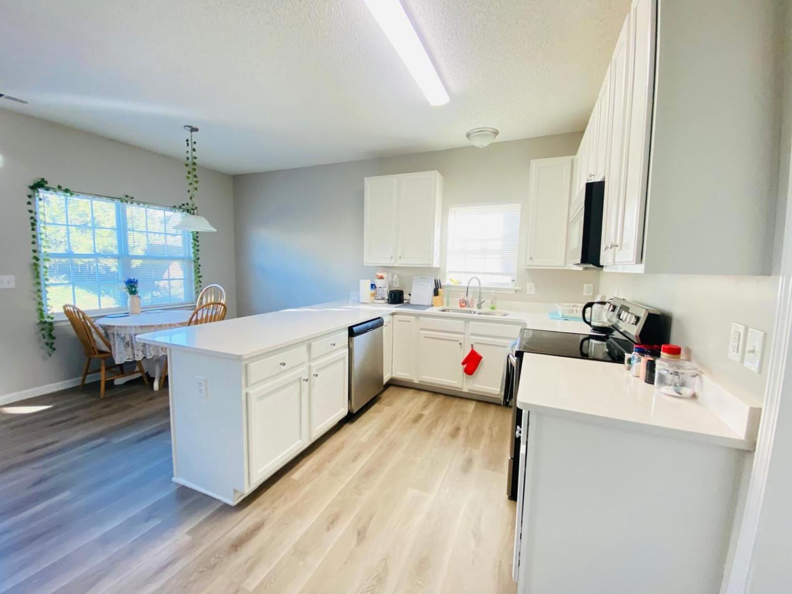 Private Room & Bathroom Close To Downtown Raleigh Esterno foto